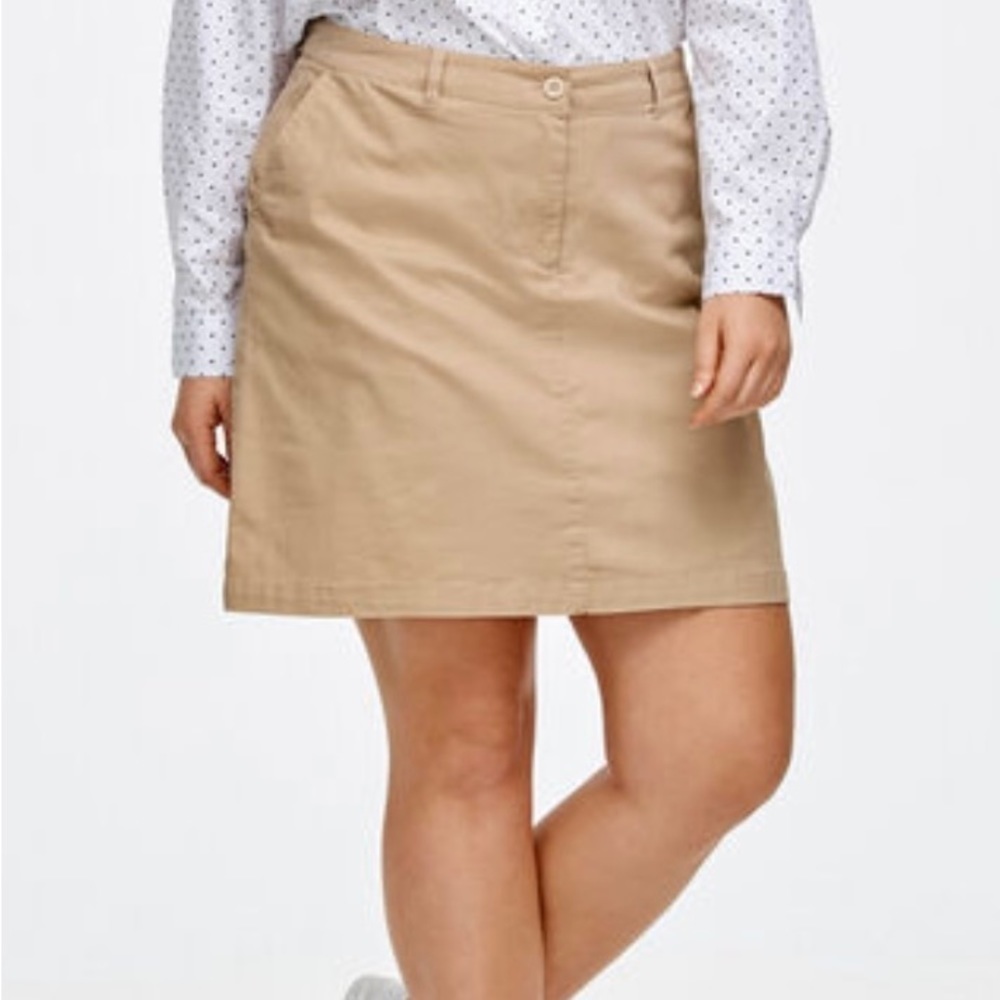 Lands’End casual knee length chino skirt​​​​​​​​​​​​